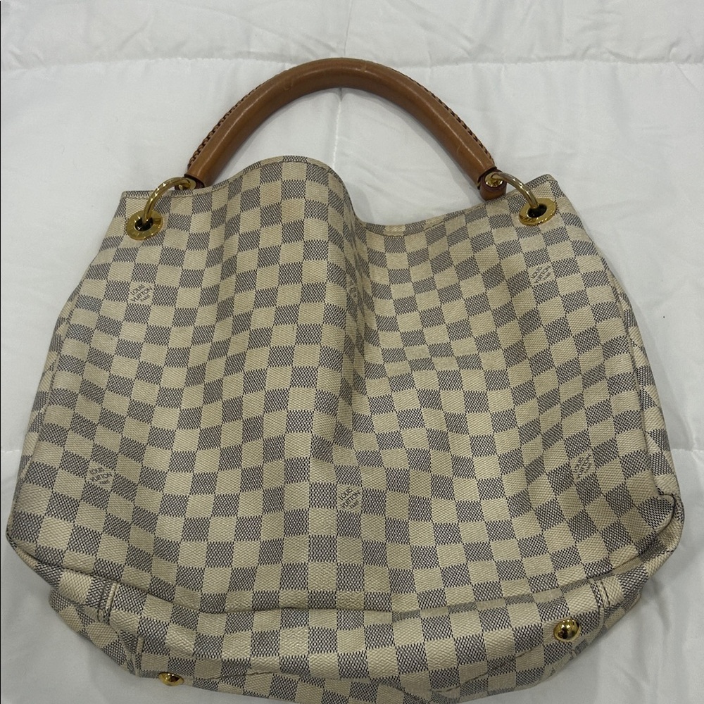 Louis Vuitton Cream and Gray Checkered Shoulder Bag